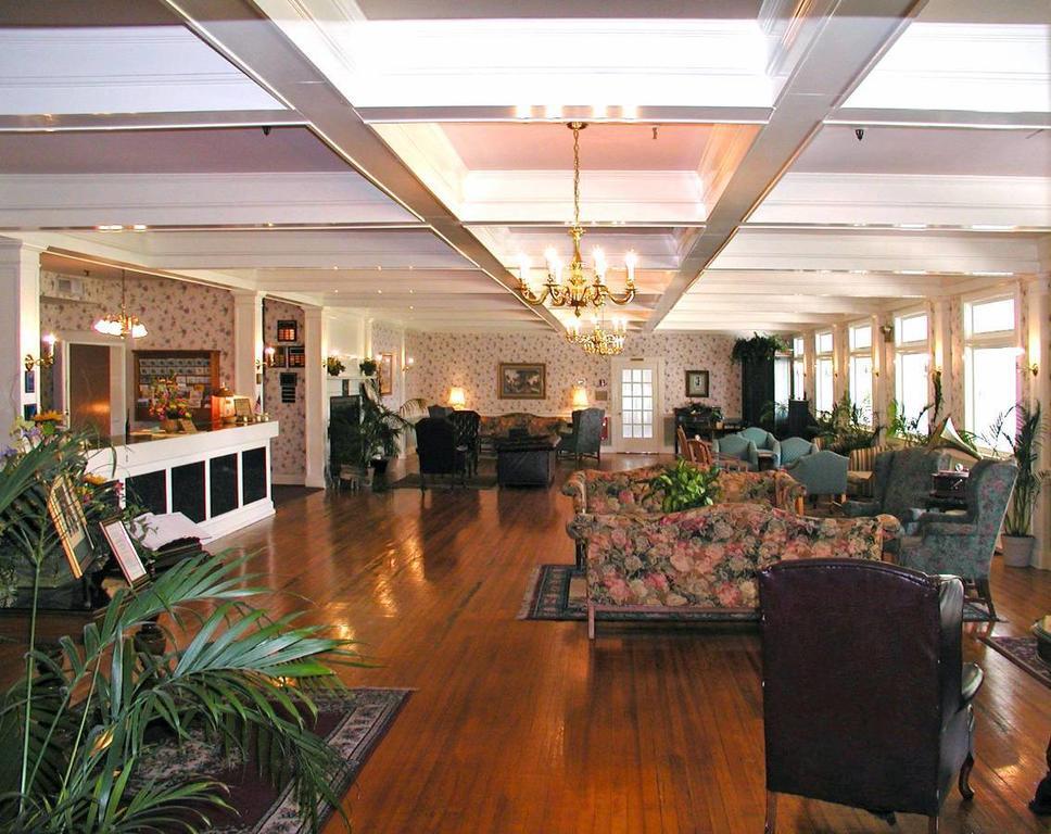 Lakeside Inn On Lake Dora Mount Dora Exteriör bild