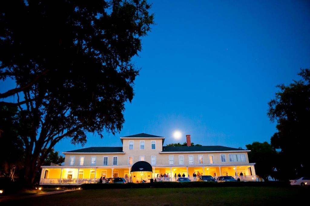 Lakeside Inn On Lake Dora Mount Dora Exteriör bild