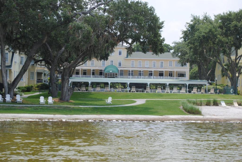 Lakeside Inn On Lake Dora Mount Dora Exteriör bild