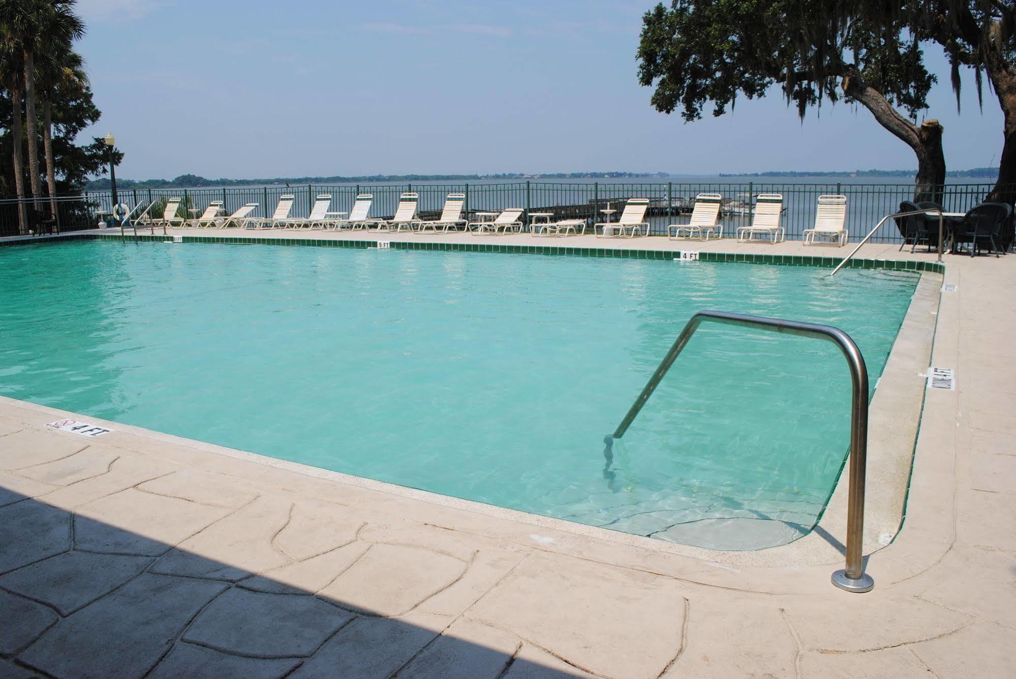 Lakeside Inn On Lake Dora Mount Dora Exteriör bild