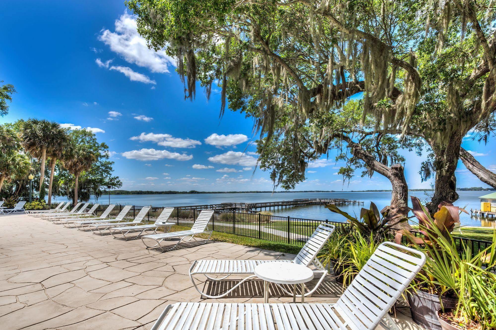 Lakeside Inn On Lake Dora Mount Dora Exteriör bild